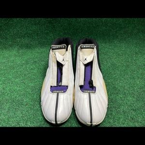 RARE Jordan Cover 3 - Randy Moss (NO SHOE STRINGS)